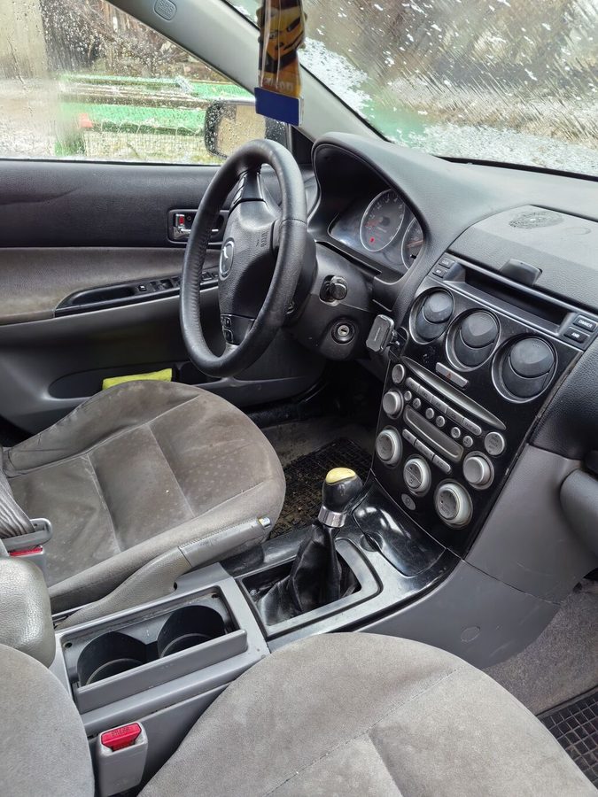 Mazda 6