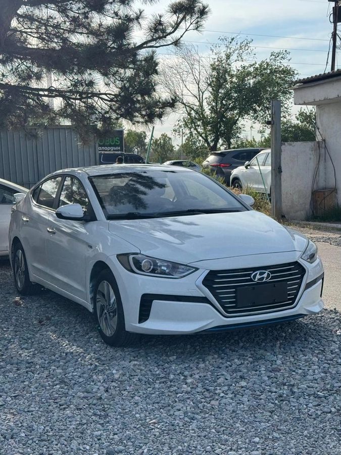Hyundai Elantra VI (AD) 2019