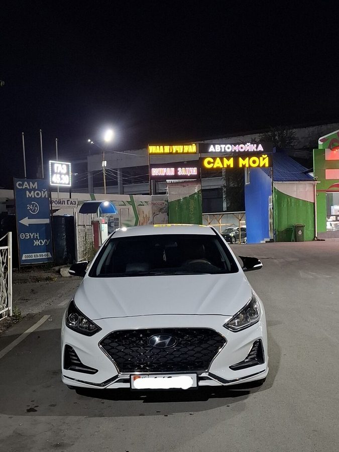Hyundai Sonata