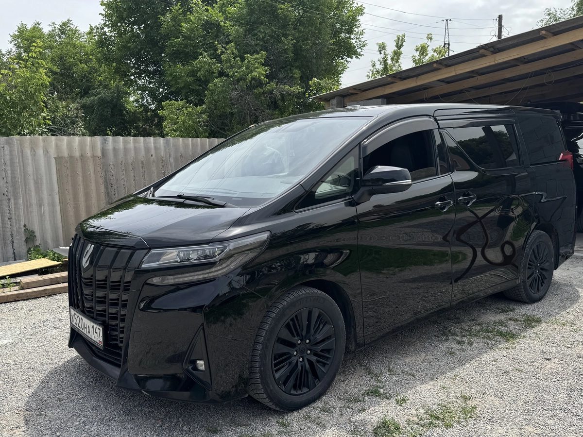 Toyota Alphard III Рестайлинг 2019