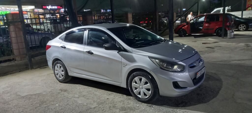 Hyundai Solaris