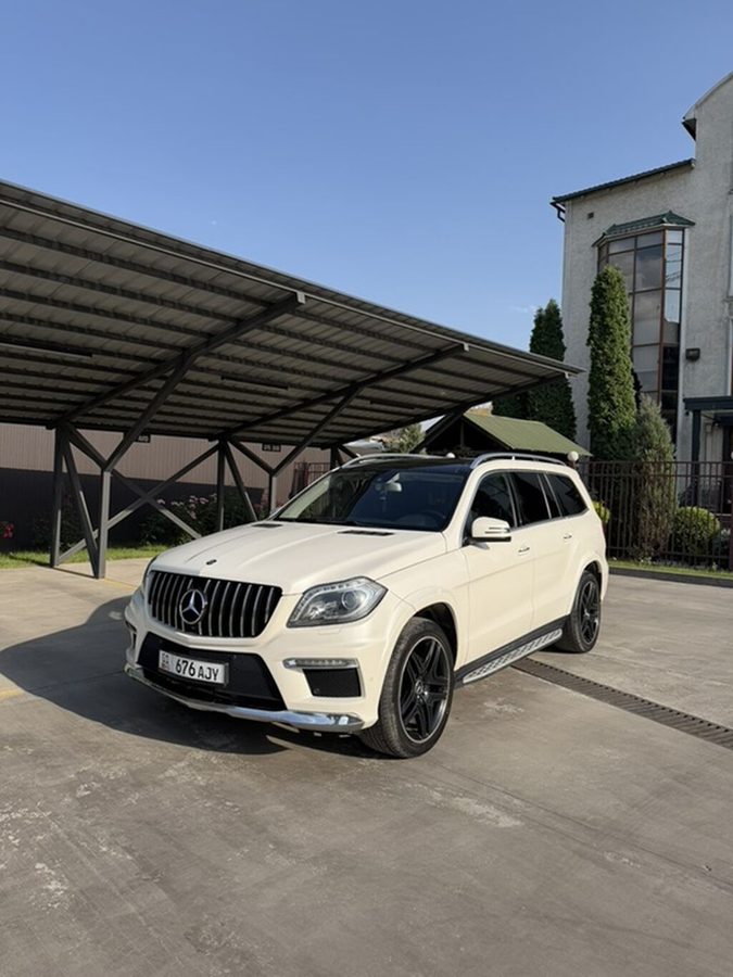 Mercedes-Benz GL-Class