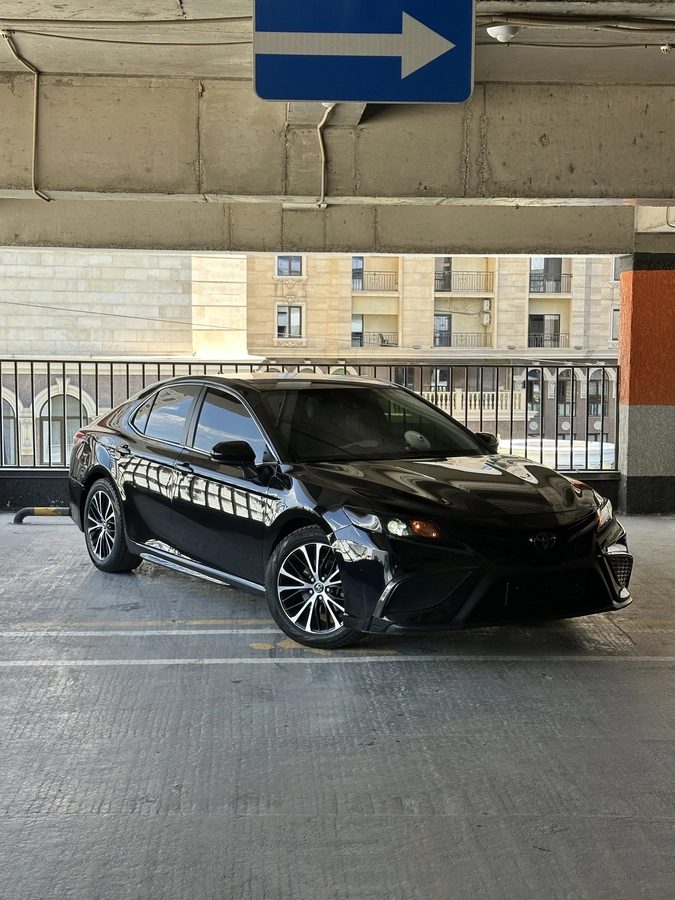 Toyota Camry VIII (XV70) 2020