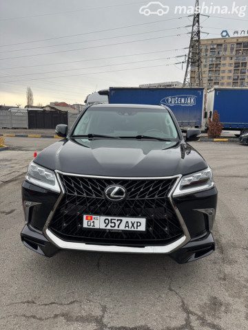 Lexus LX
