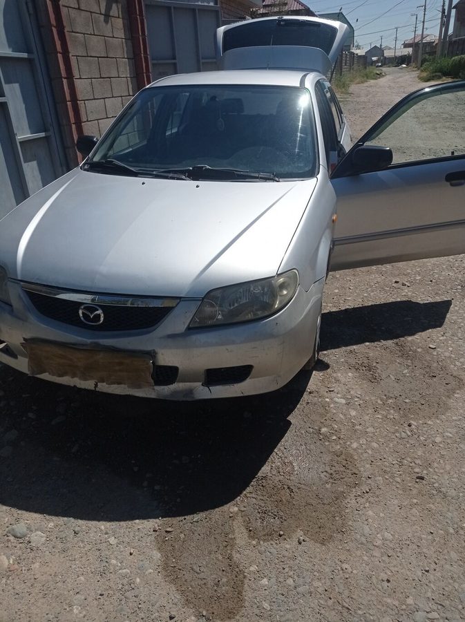 Mazda 323