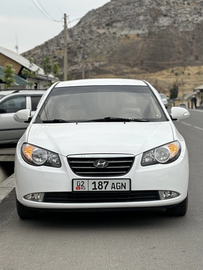 Hyundai Avante IV 2010