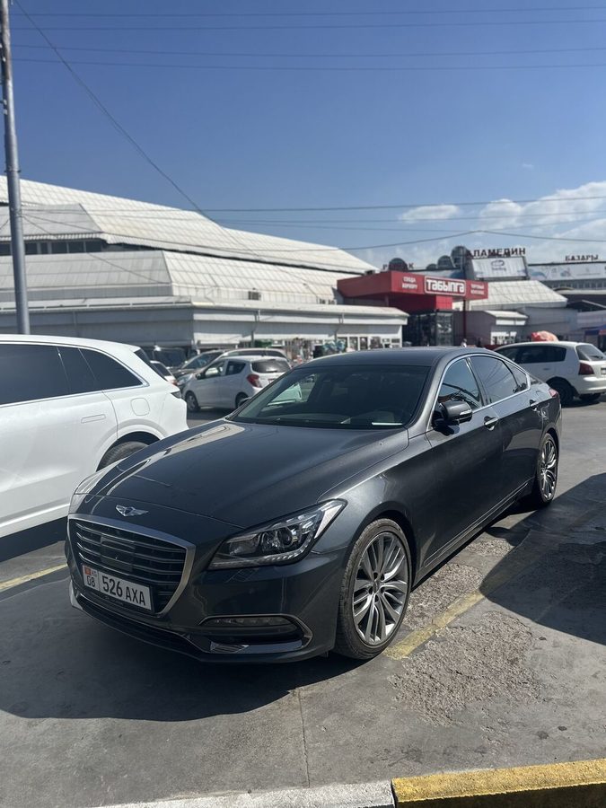 Hyundai Genesis