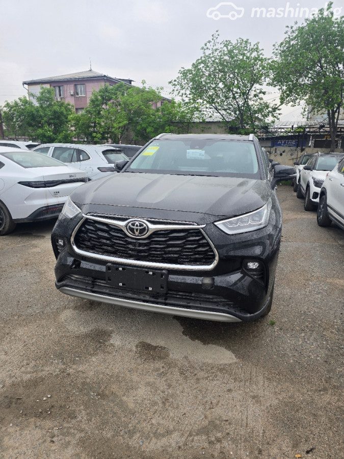 Toyota Highlander IV (U70)