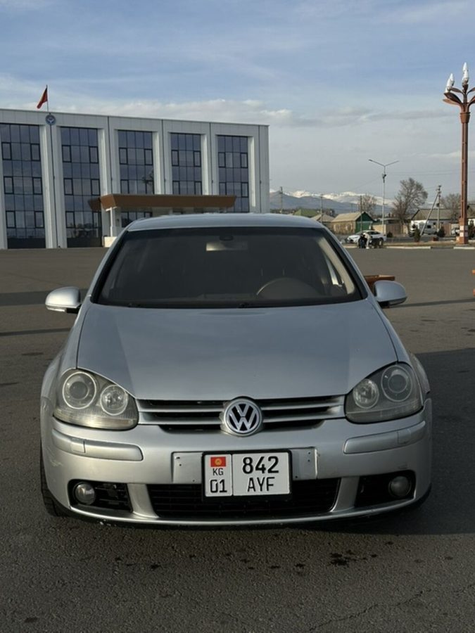 Volkswagen Golf V