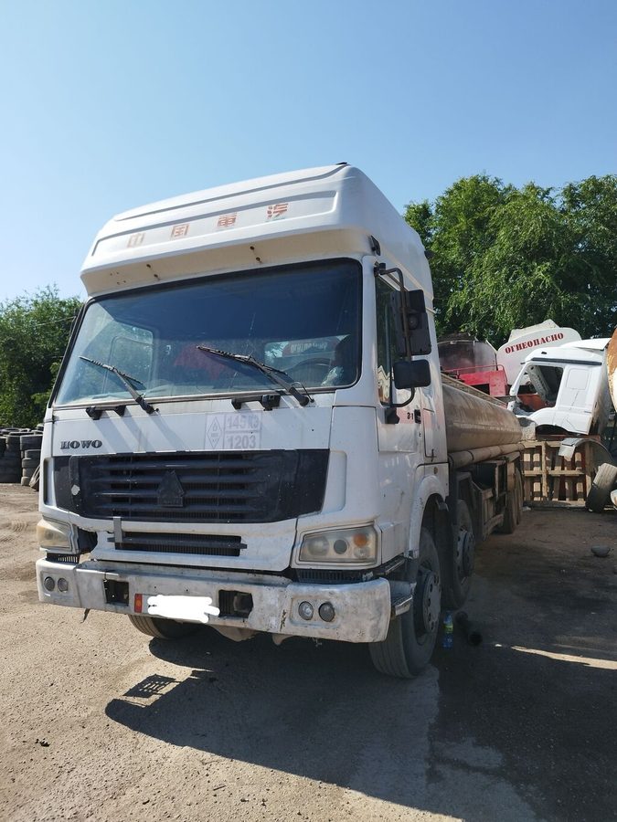 Продается Хово-371 сороконожка