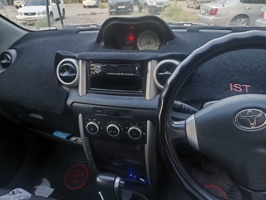 Toyota Ist