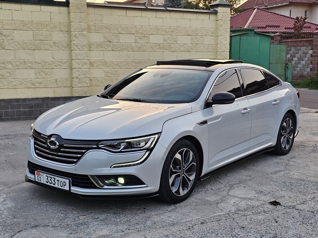 Renault SM6