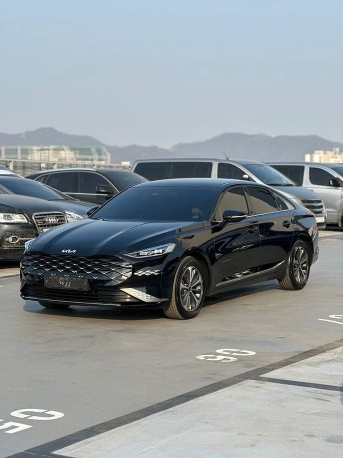 Kia K8