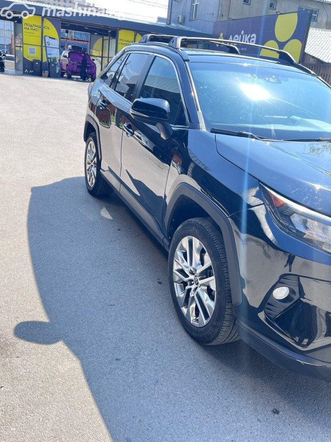 Toyota RAV4 V (XA50)