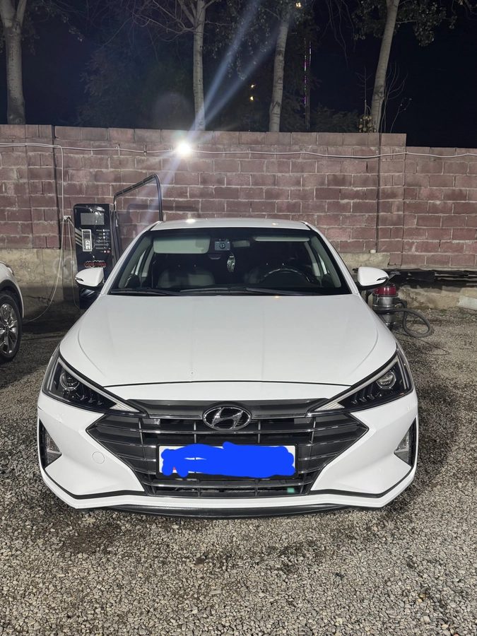 Hyundai Avante VI Рестайлинг 1.6 CVT