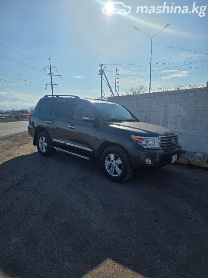 Toyota Land Cruiser 200 Series Рестайлинг 1