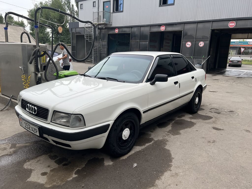 Audi 80