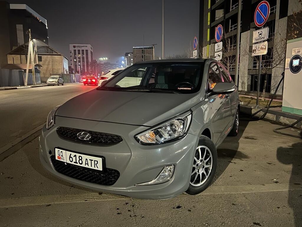 Hyundai Accent