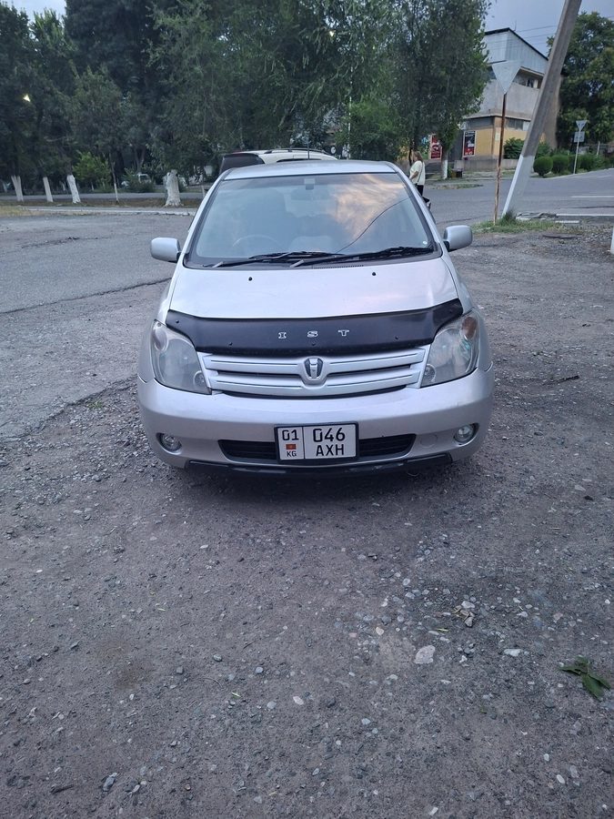 Toyota Ist I 2002