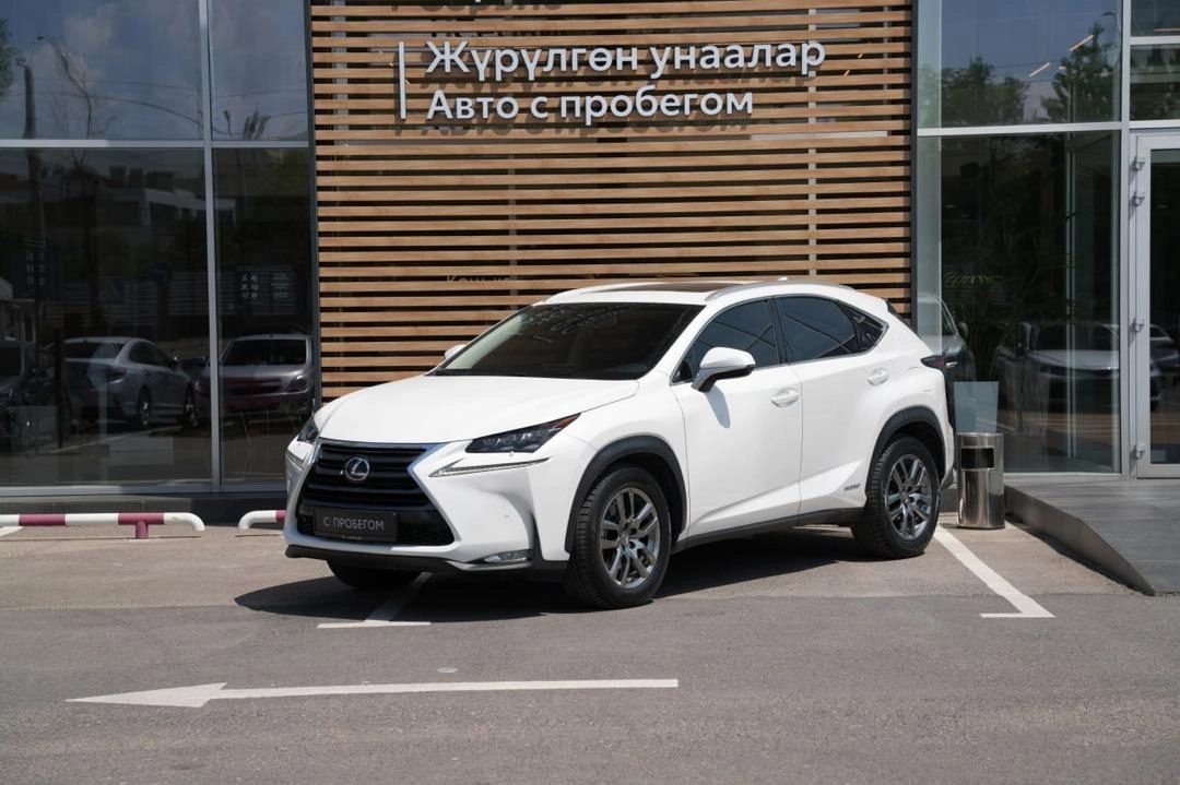 Lexus NX I 2016