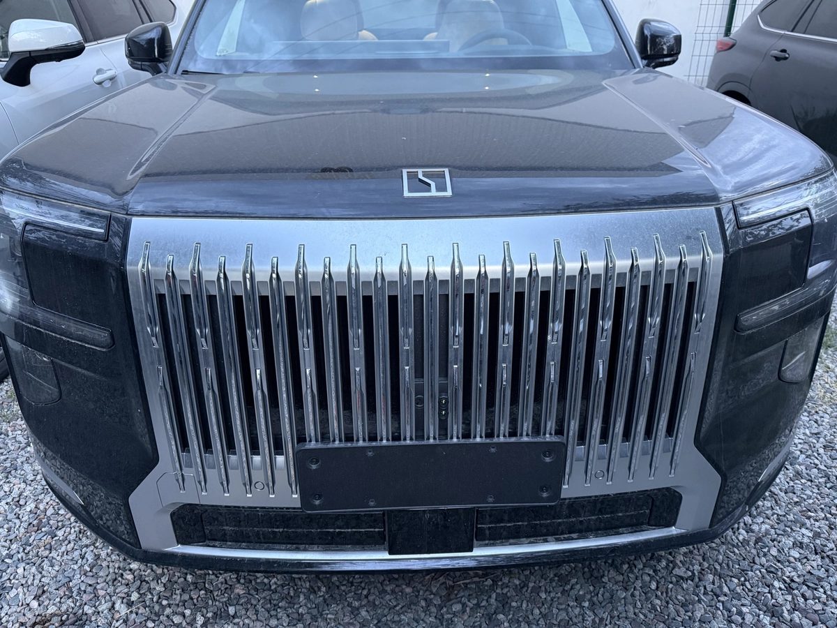 Zeekr 9X 2.0hyb AT 4WD