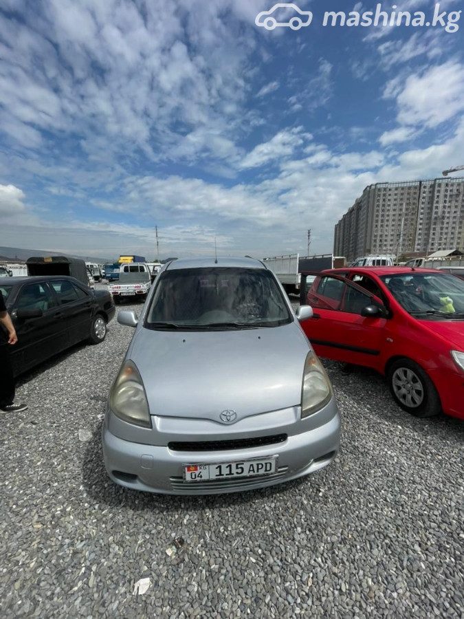 Toyota Yaris Verso