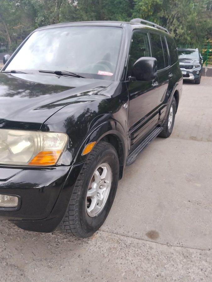Mitsubishi Montero