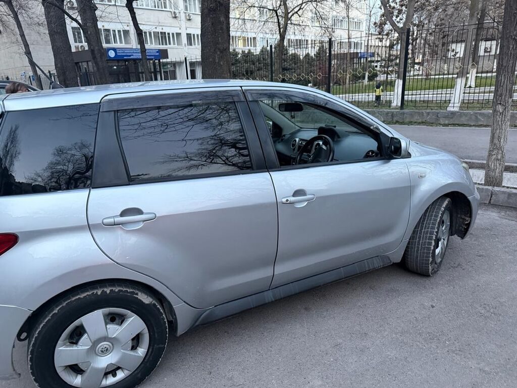 Toyota Ist