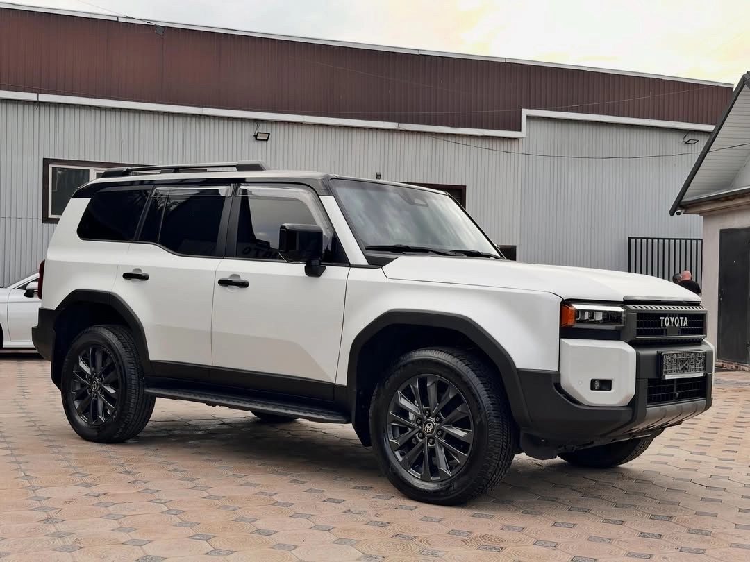 Toyota Land Cruiser Prado 250 Series 2025