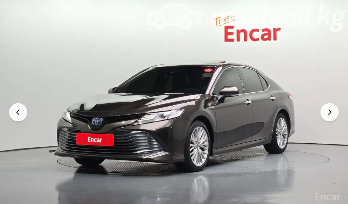 Toyota Camry VIII (XV70)