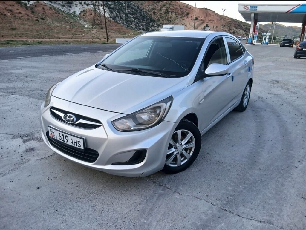 Hyundai Solaris