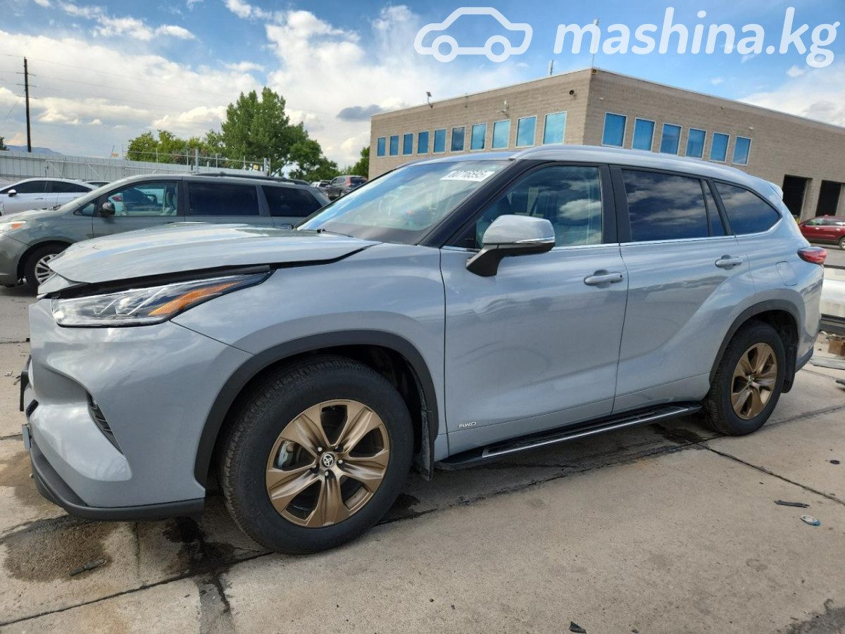 Toyota Highlander IV (U70)