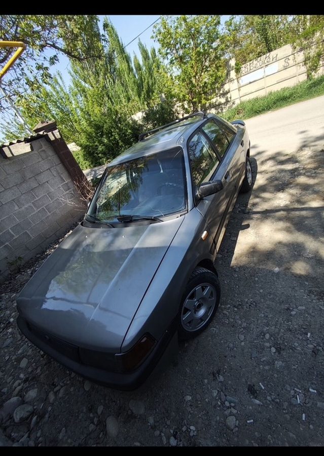 Mazda 323