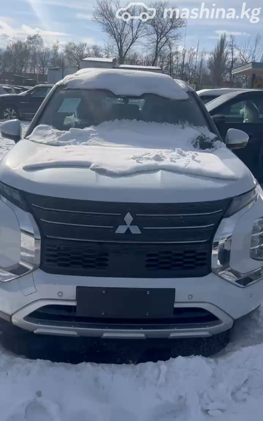 Mitsubishi Outlander IV