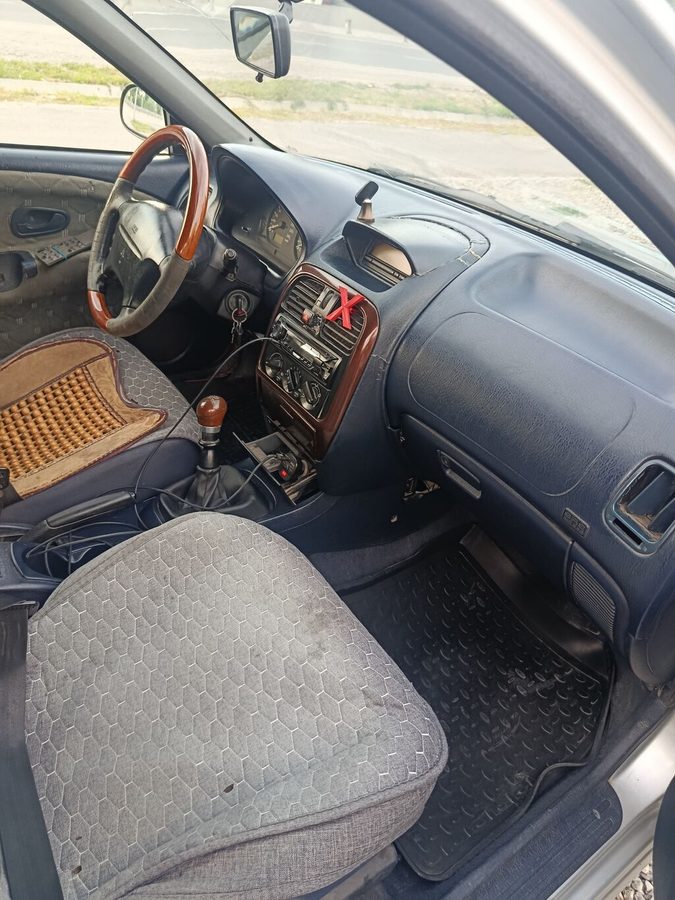 Mitsubishi Carisma