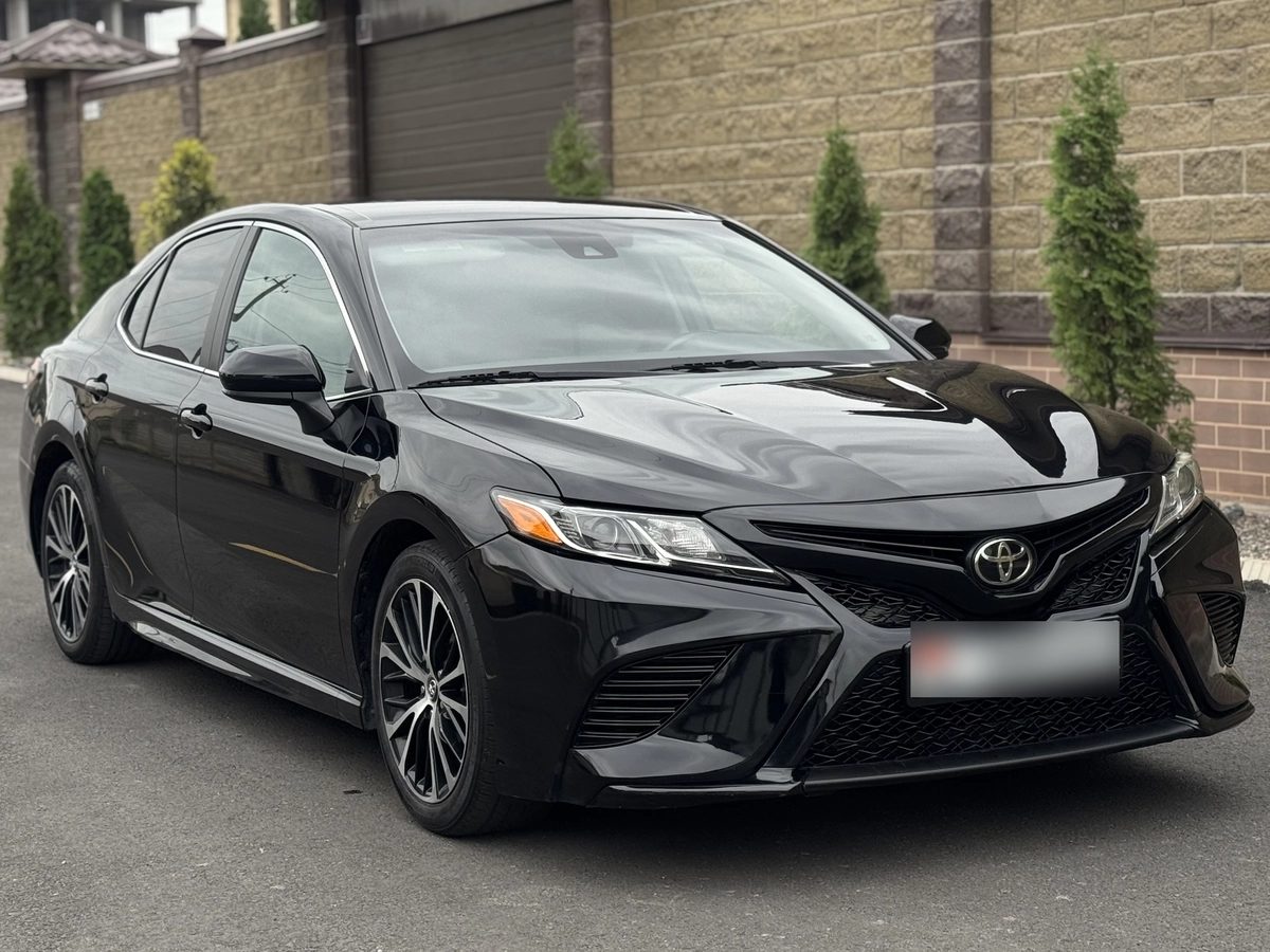 Toyota Camry VIII (XV70) 2019