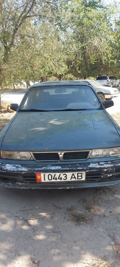 Mitsubishi Galant