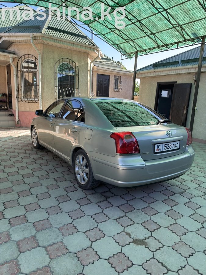 Toyota Avensis II 2004