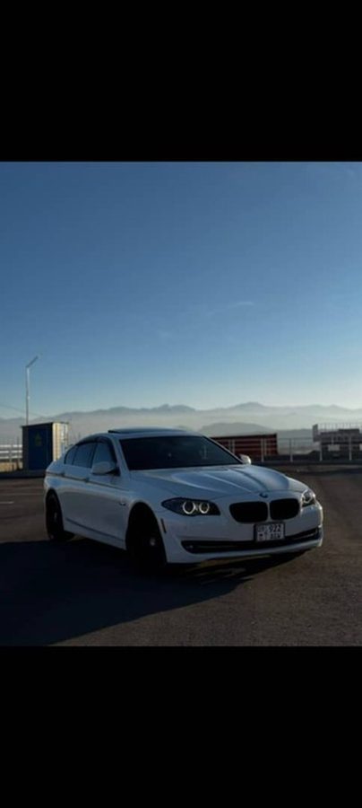 BMW 528