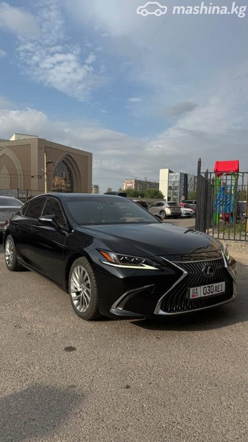 Lexus ES