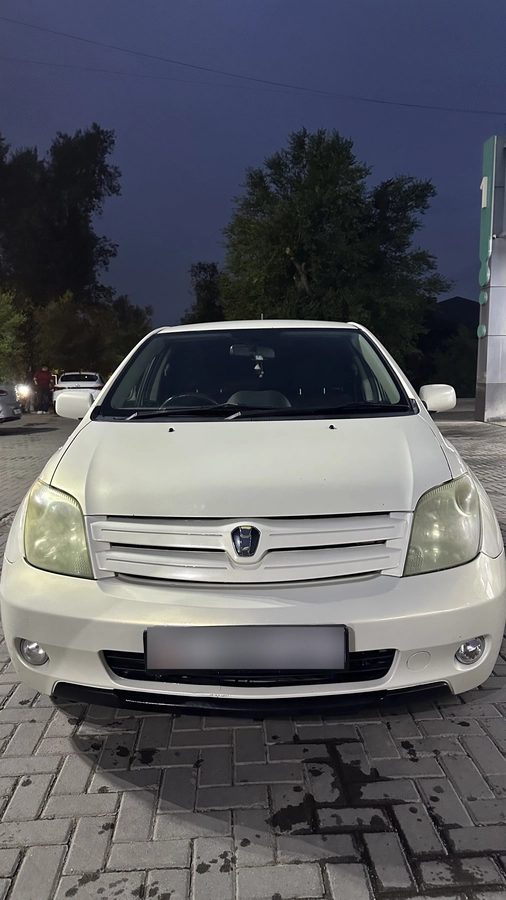 Toyota Ist I 2003