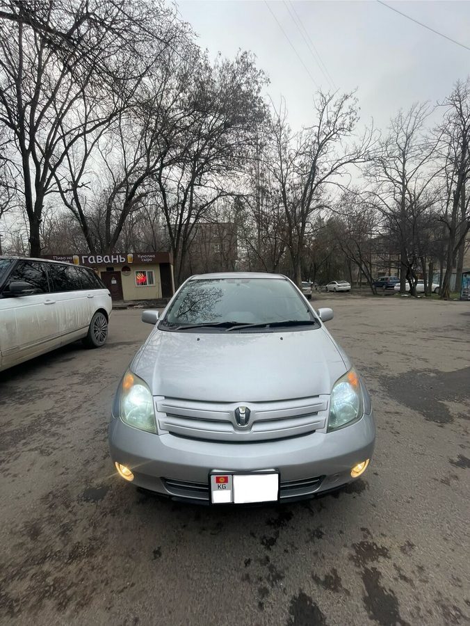 Toyota Ist