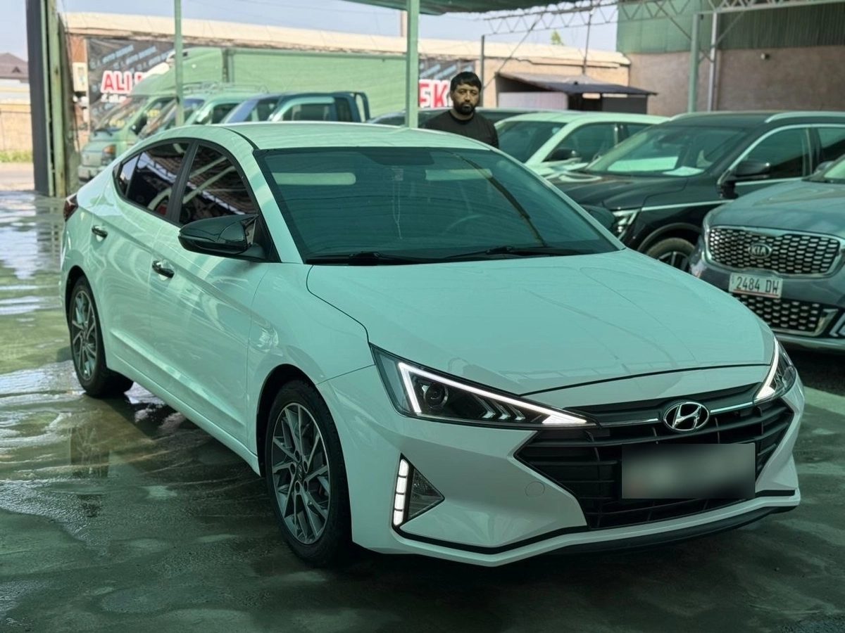 Hyundai Avante VI Рестайлинг 2019