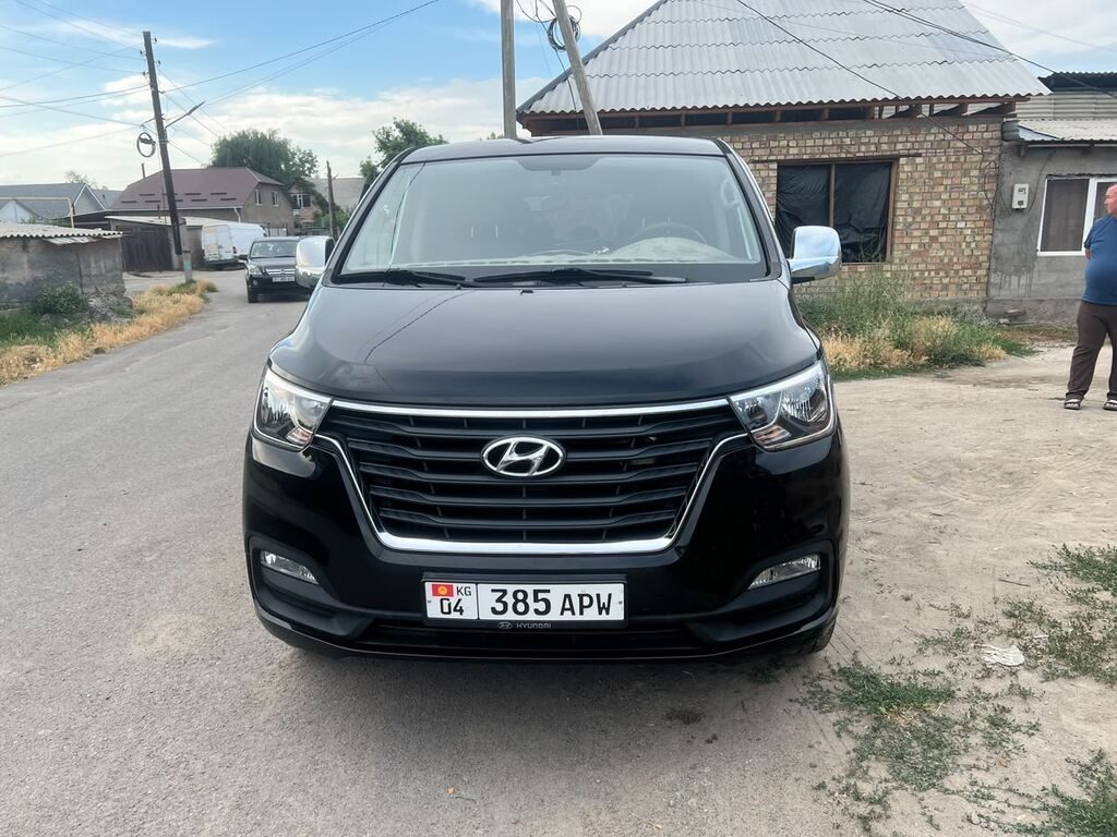 Hyundai Grand Starex
