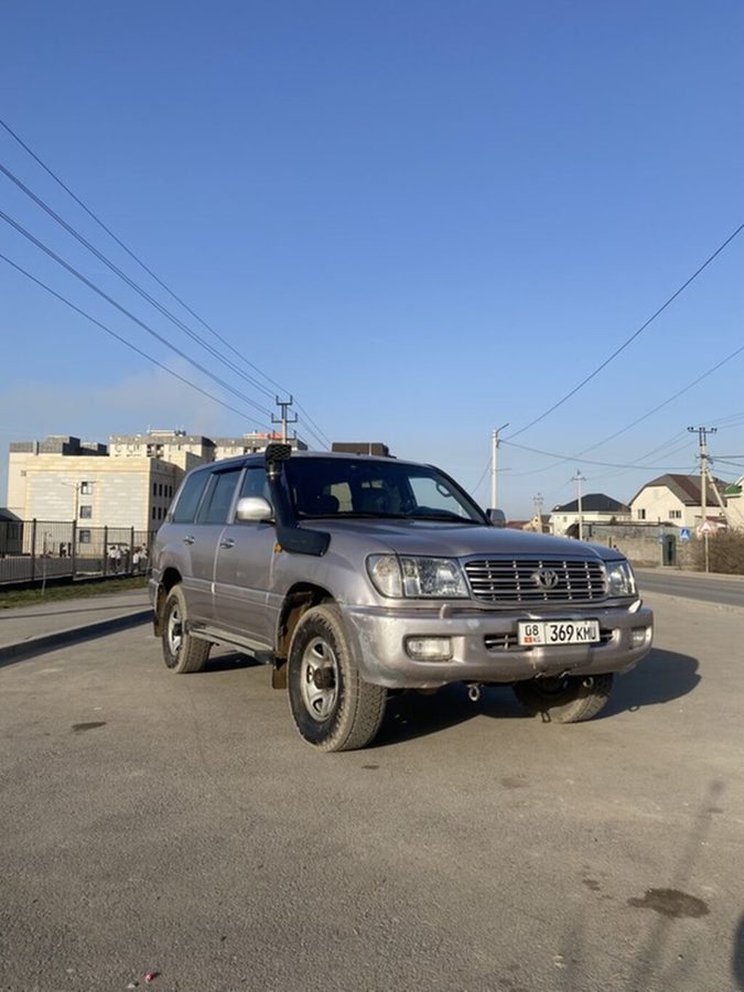 Toyota Land Cruiser