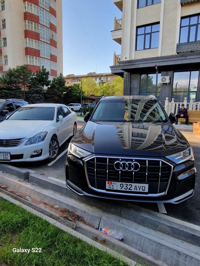 Audi Q7