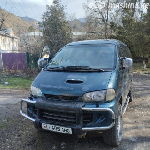 Mitsubishi Delica
