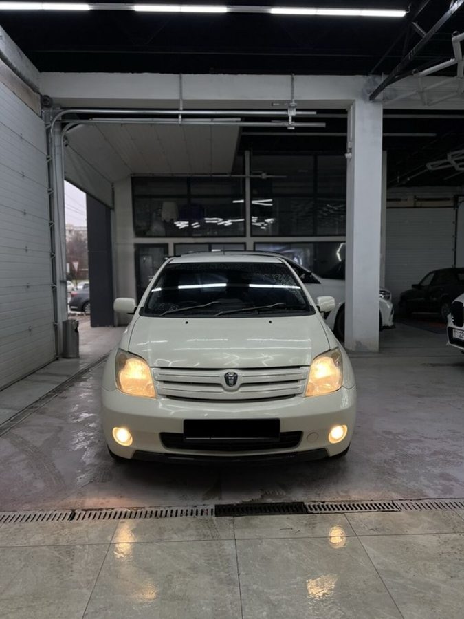 Toyota Ist