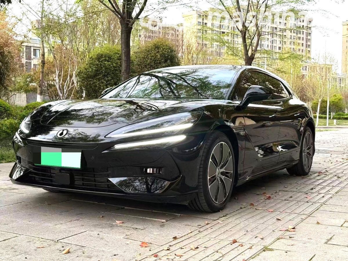 Denza Z9 GT
