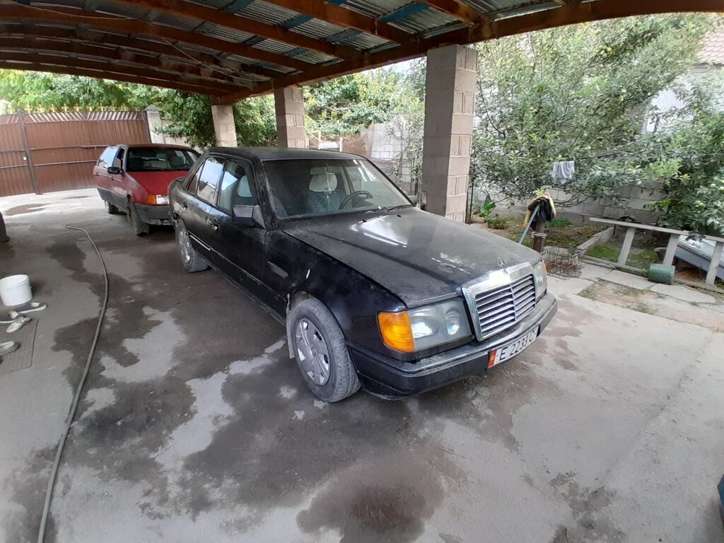 Mercedes-Benz W124
